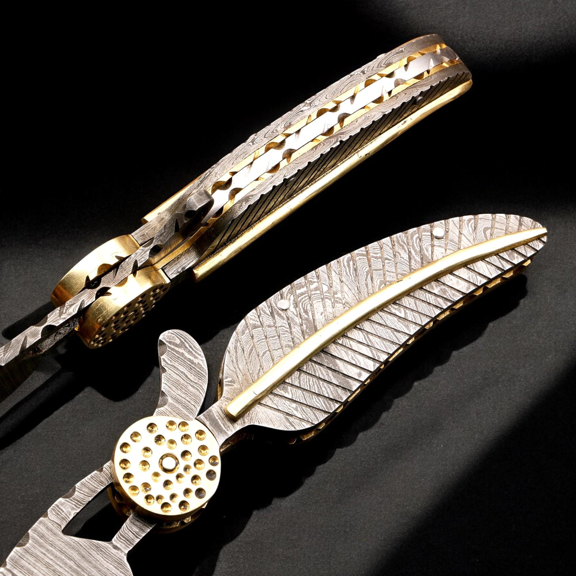 HandCraft Damascus Steel Folding 9" Pocket Knife Damascus Handle Brass Bolster Ultra Sharp Edge EDC Hunting Bushcraft Knives Camping Outdoor