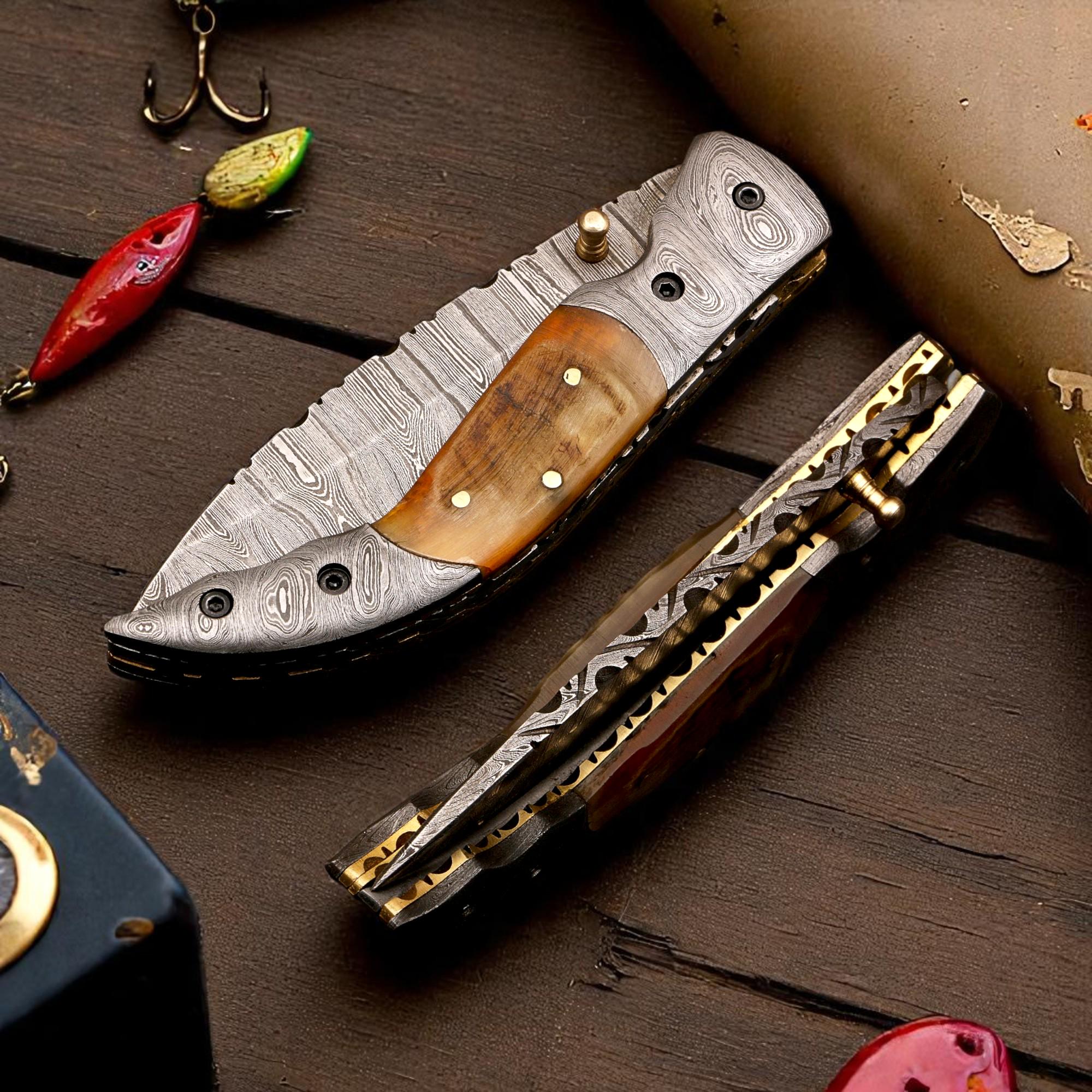 HandCraft Damascus Folding 9" Pocket Knife Lamb Horn Handle Leather Sheath Hunting Skinner Camping Fishing Outdoor Bushcraft EDC Knives Gift