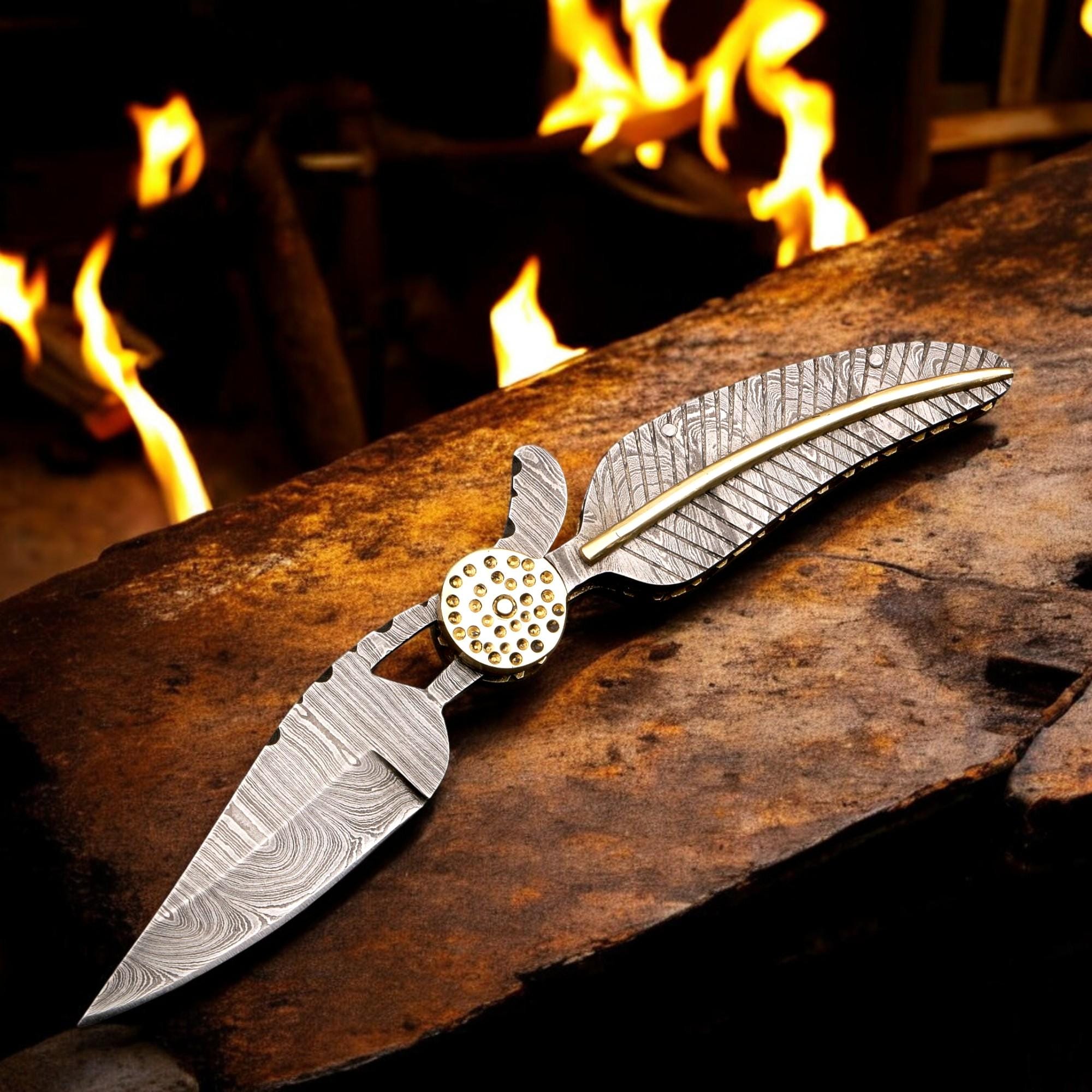 HandCraft Damascus Steel Folding 9" Pocket Knife Damascus Handle Brass Bolster Ultra Sharp Edge EDC Hunting Bushcraft Knives Camping Outdoor